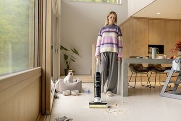 Другая техника для уборки: Karcher FCV 4 ручной вертикальный профессиональный моющий пылесос — 7