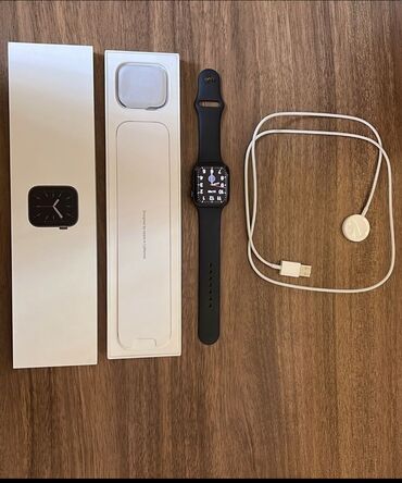 watch 6: Apple Watch Series 6 44 MM . Yenidir . Pil durumu 100% . İstifadə