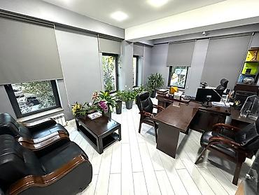 Коммерческая недвижимость: Продажа офисов 140 м², С ремонтом, Бизнес центр, 2 этаж — 4