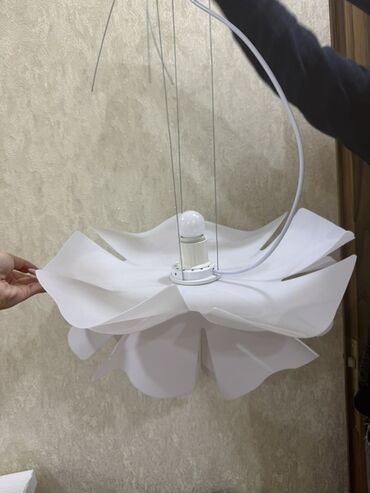 plastik qutular: Çılçıraq, 1 lampa, Plastik