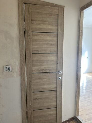 входные двери деревянные: Межкомнатная глухая дверь, Дерево, Двустворчатая, цвет - Коричневый