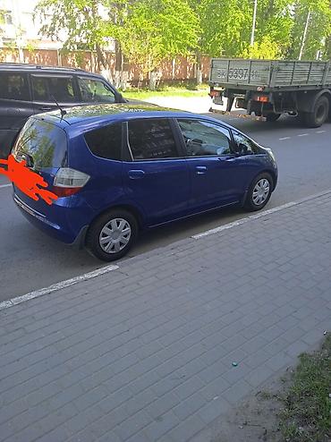 70 сом: Honda Jazz: 2009 г., 1.3 л, Автомат, Бензин, Хетчбек — 3