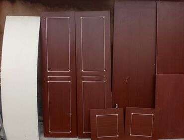 двухъярусная кровать со столом и шкафом внизу: Шифоньер в разобранном виде в хорошем состоянии дёшево