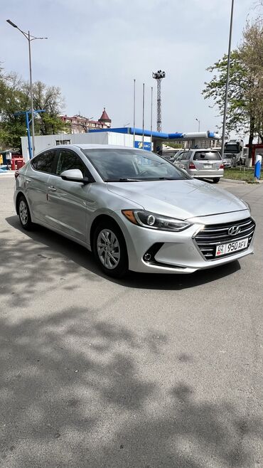 хюндай элантра: Hyundai Elantra: 2017 г., 2 л, Автомат, Бензин