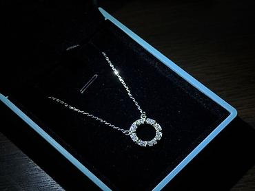 Кулон с круглой подвеской из муассанитов от Tiffany - Подвеска