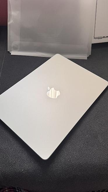 Ноутбуки Apple (MacBook): Ноутбук Apple (MacBook) 13.5 ", M2 — 1