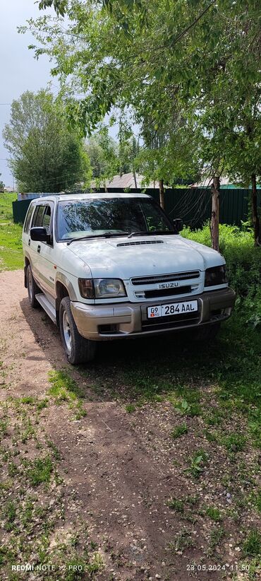 машина алмашуу: Isuzu : 2000 г., 3 л, Автомат, Дизель, Внедорожник