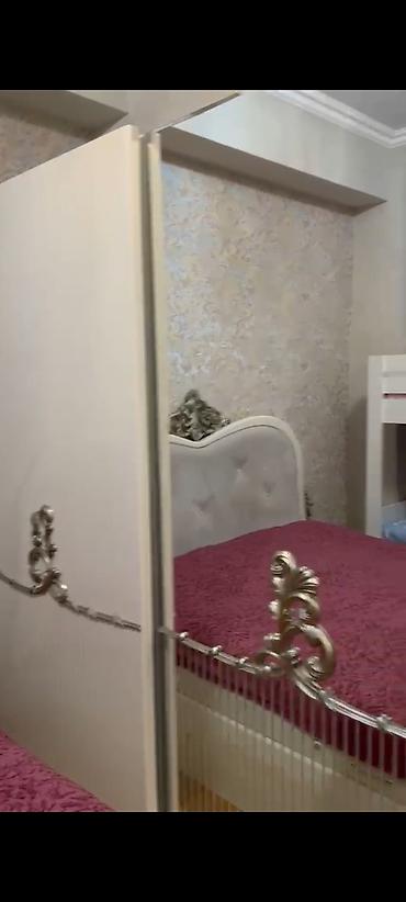səki kiraye ev: Xırdalanda krisdal 2 də 2 otaqlı mənzil kirayə verlir 15/5ci — 9