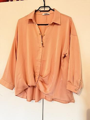 Bluze: Zenske bluze – elegantne i udobne, idealne za posao i svečane prilike — 4