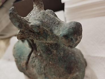 Формы для материалов: Антикварное, круглое, массивное, бронзовое зеркало,на плоской рукояти — 6