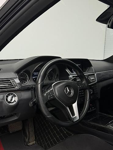 212: Mercedes-Benz E-Class: 2013 г., 3.5 л, Бензин, Седан — 6