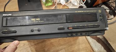 ноутбук сатылат: Продаю видеомагнитофон PHILIPS