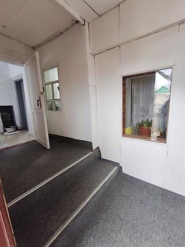 Продажа коттеджей и домов: Продаётся жилой дом с участком. Объект: - Одноэтажный дом - Во дворе — 6