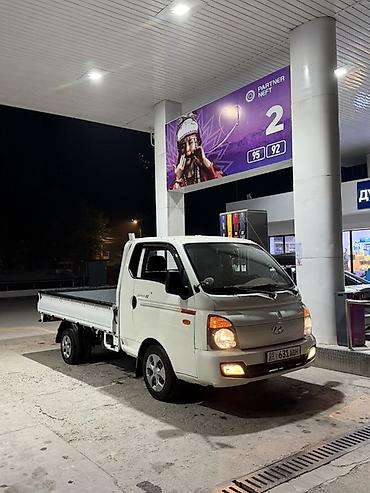 ремонт задних фар бишкек: Легкий грузовик, Hyundai, Стандарт, 3 т, Б/у — 2