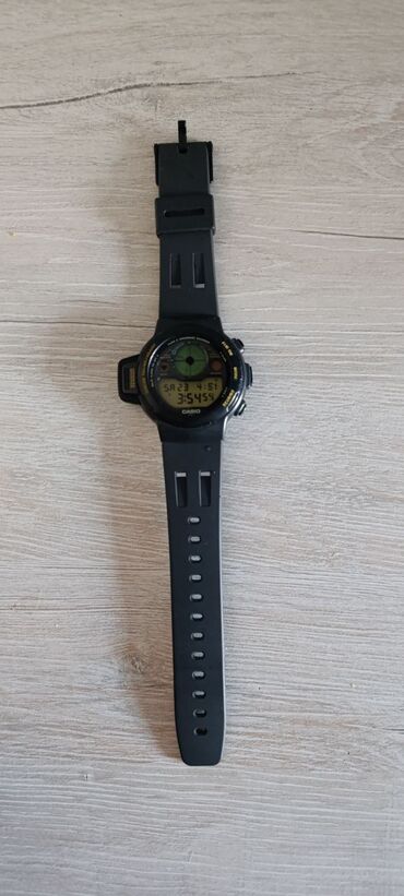 антенна ош: Продаю б/у часы casio кыбла часы! в отличном состоянии! Из самой