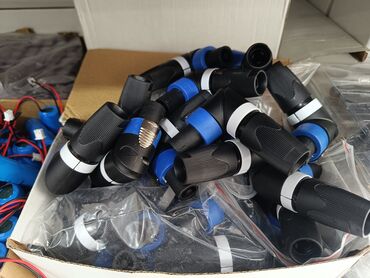 Digər bərkidici məhsullar: Neutrik speakon başlıq topdan satış qiymətinə say çoxdur yeni gəlib — 8