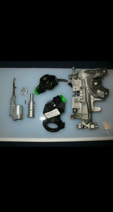 Аварийное вскрытие замков: •. Аварийное вскрытие авто •	Вскрытие замков автомобиля — 5