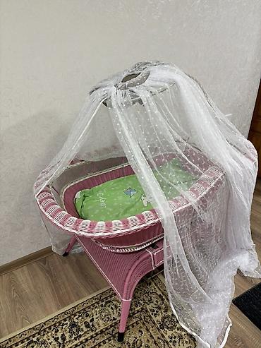 il: Beşik – səbət tipli, ağ şəbəkəli cibinliklə - Material: toxunma səbət — 1