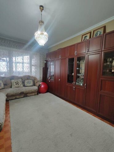 квартира на ночь кара балта: 3 бөлмө, 80 кв. м, 106-серия, 9 кабат, Косметикалык ремонт