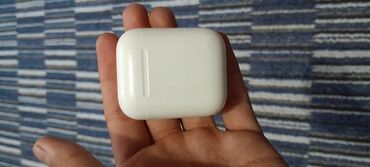 iphone xs цена в ош: 🔊 Продаю оригинальные Apple AirPods (модель A1602) 📍Состояние
