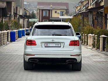 ламбаргини урус: Bentley Bentayga: 2019 г., 4 л, Автомат, Бензин, Внедорожник — 4
