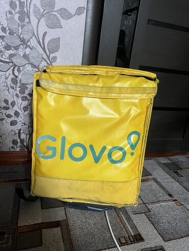 Спортивные сумки: Продается Сумка GLOVO. СРОЧНО!!! Состояние отличное,открывается сверху