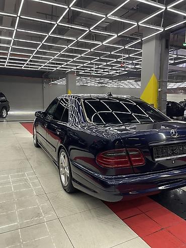 Mercedes-Benz: Mercedes-Benz E-Class: 2002 г., Седан — 8