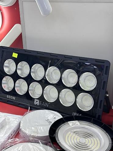 quantum board: Прожектор светодиодный FAN 600W, IP65 - Мощность: 600 Вт - Источник — 1