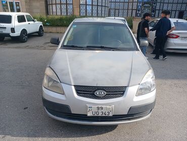 kia rio qiymeti: Kia Rio: 1.5 л | 2005 г. Хэтчбэк