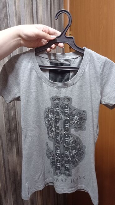 Футболки: Футболка, Б/у, XS (EU 34)
