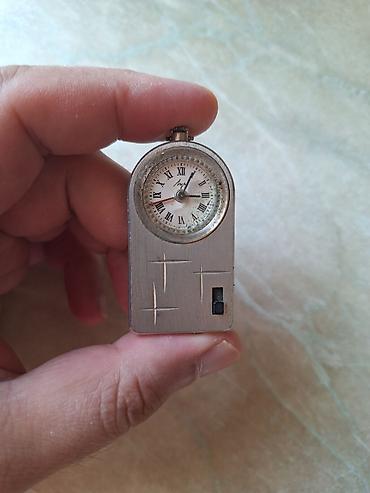 Sovet istehsalı mini masa/səyahət saatı - Korpus: metal ön panel və lalafo.az -da Sovet istehsalı mini masa/səyahət saatı - Korpus: metal ön panel və