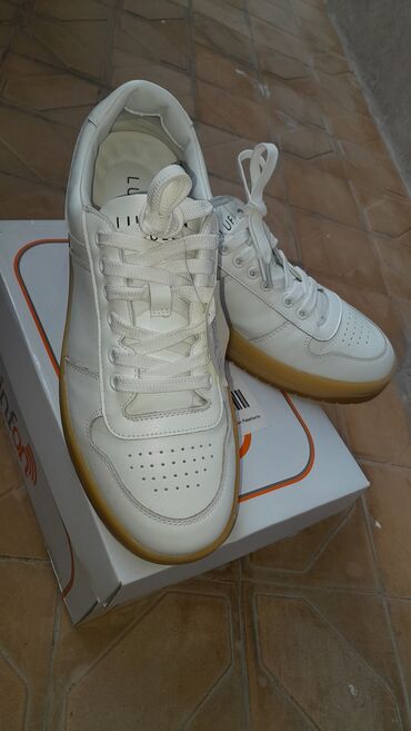 Krasofkalar və idman ayaqqabıları: LUFİAN TƏMİZ 100% HƏQİQİ DƏRİ SNEAKERS Kişi üçün İstehsalçı ölkə -da lalafo.az — 5 Krasofkalar və idman ayaqqabıları: LUFİAN TƏMİZ 100% HƏQİQİ DƏRİ SNEAKERS Kişi üçün İstehsalçı ölkə — 5