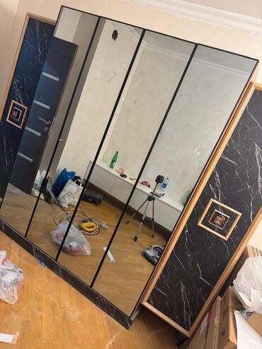 встроенный шкаф: 4 qapılı Qarderob, paltar dolabı