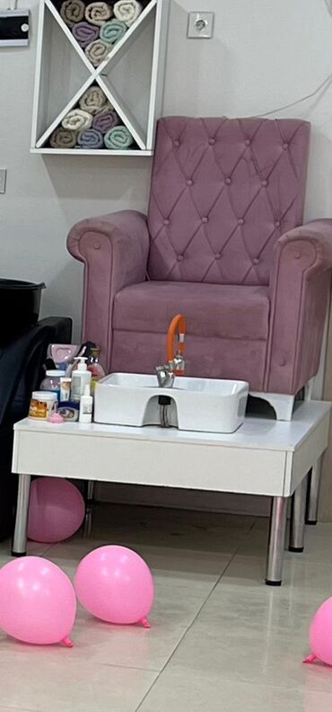 дрели и шуруповерты: Pedikur kreslosu 270₼.Problemsizdir.Ünvan Masazır. 5799Sevil1