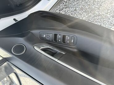 Hyundai: Hyundai Sonata: 2019 г., 2 л, Автомат, Газ, Седан — 13