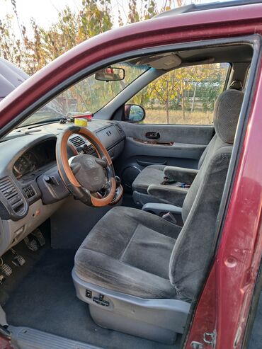 авто пасат: Kia Carnival: 2002 г., 2.9 л, Механика, Дизель, Минивэн