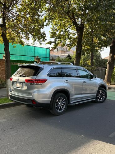 Toyota: Toyota Highlander: 2018 г., 3.5 л, Автомат, Бензин, Кроссовер — 10