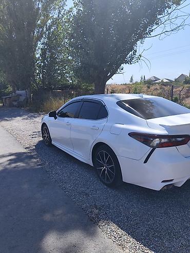 накидка камри: Toyota Camry: 2022 г., 2.5 л, Автомат, Гибрид, Седан — 4