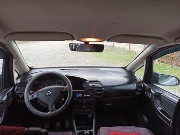 вариант машина ош: Opel Zafira: 2001 г., 2.2 л, Механика, Бензин, Минивэн