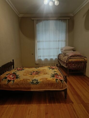 Uzunmüddətli kirayə mənzillər: 3 otagli ev dolu veziyetde. hər bir serayiti var Razinen gelende — 10