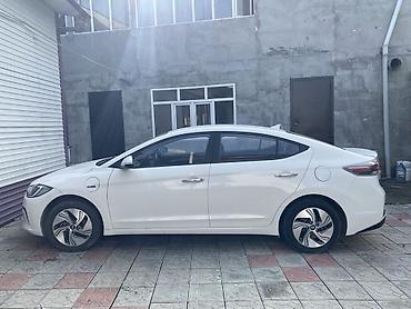 Hyundai Elantra: 2020 г., 1.6 л, Автомат, Гибрид, Седан