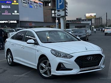 Hyundai Sonata: 2021 г., 2 л, Автомат, Газ, Седан