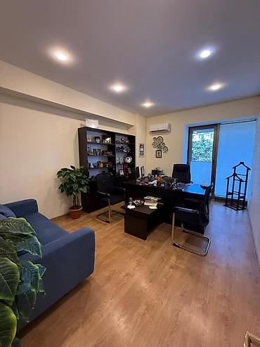 Коммерческая недвижимость: İcarəyə verilir 8 otaqlı ofis 200 m², Nəriman Nərimanov m. Daha 7 — 1