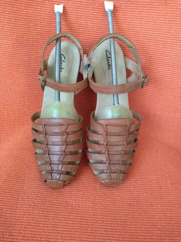 Sandale: Clarks kozne sandale BR 42, idealne za svaki dan, stanje odlicno kao — 9