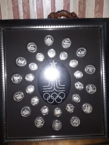 Süni güllər: Yubiley monetler.1980 ci il olimpiada Moskva dəsti.proof