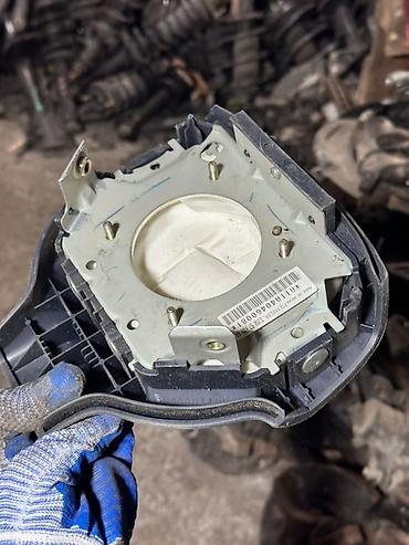 maz: Подушка безопасности водителя (SRS Airbag) для руля Mazda. - — 2