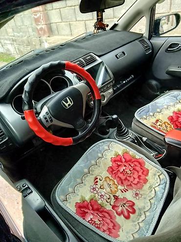 Продажа авто: Honda Jazz: 2008 г., 1.3 л, Механика, Бензин, Хэтчбэк — 5