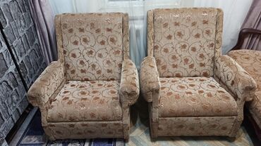 покупка мебели бу: Классическое кресло, Для зала, Б/у