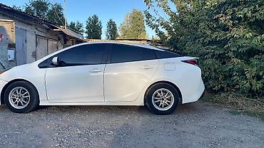 200: Toyota Prius: 2018 г., 1.8 л, Вариатор, Гибрид, Хэтчбэк — 8