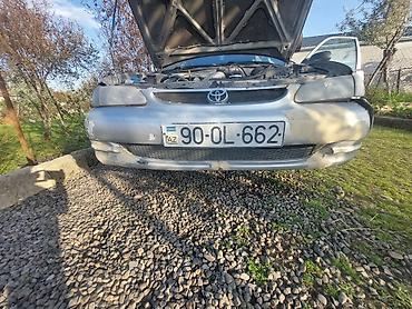 işləmiş təkər: Toyota Corolla: 1.8 l | 2000 il Sedan — 1